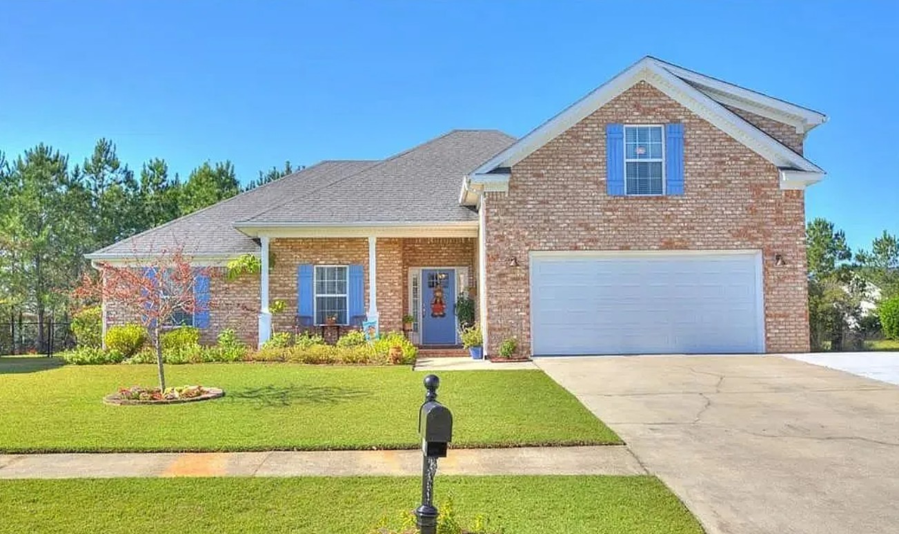 4 Bedroom House For Sale By Owner in Savannah, GA 