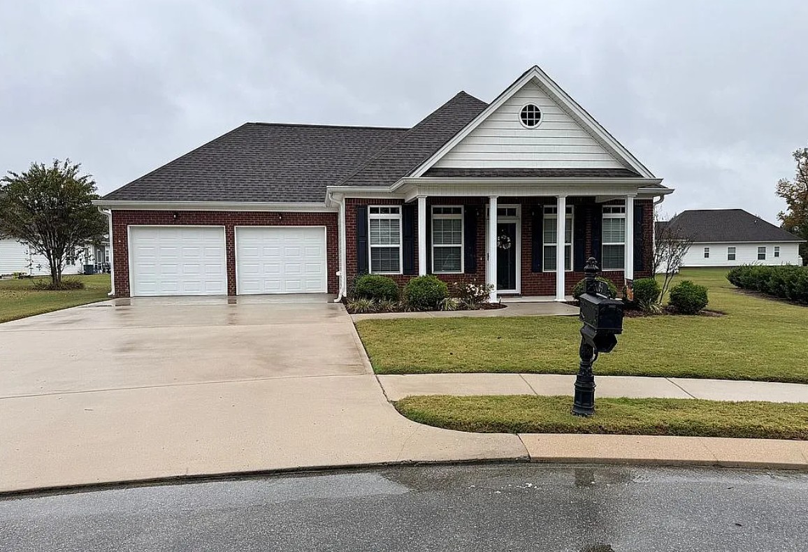 2 Bedroom House For Sale By Owner in Chickamauga, GA 