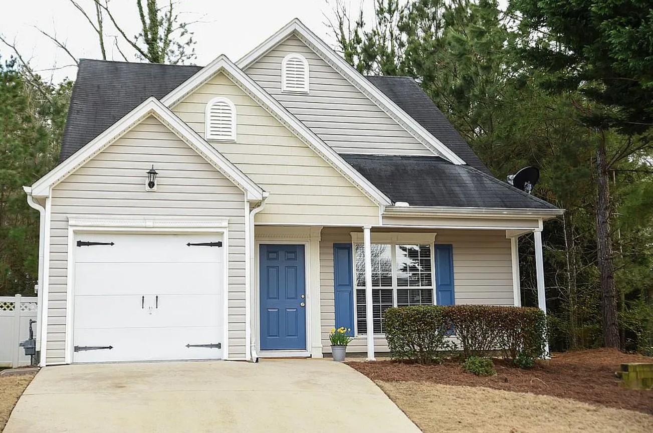 3 Bedroom House For Sale By Owner in Canton, GA 