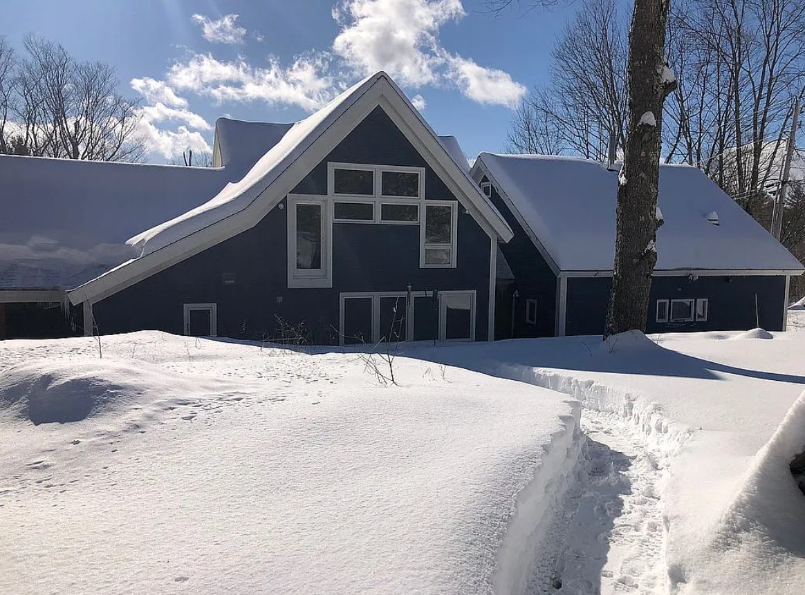 4 Bedroom House For Sale By Owner in Warren, VT 