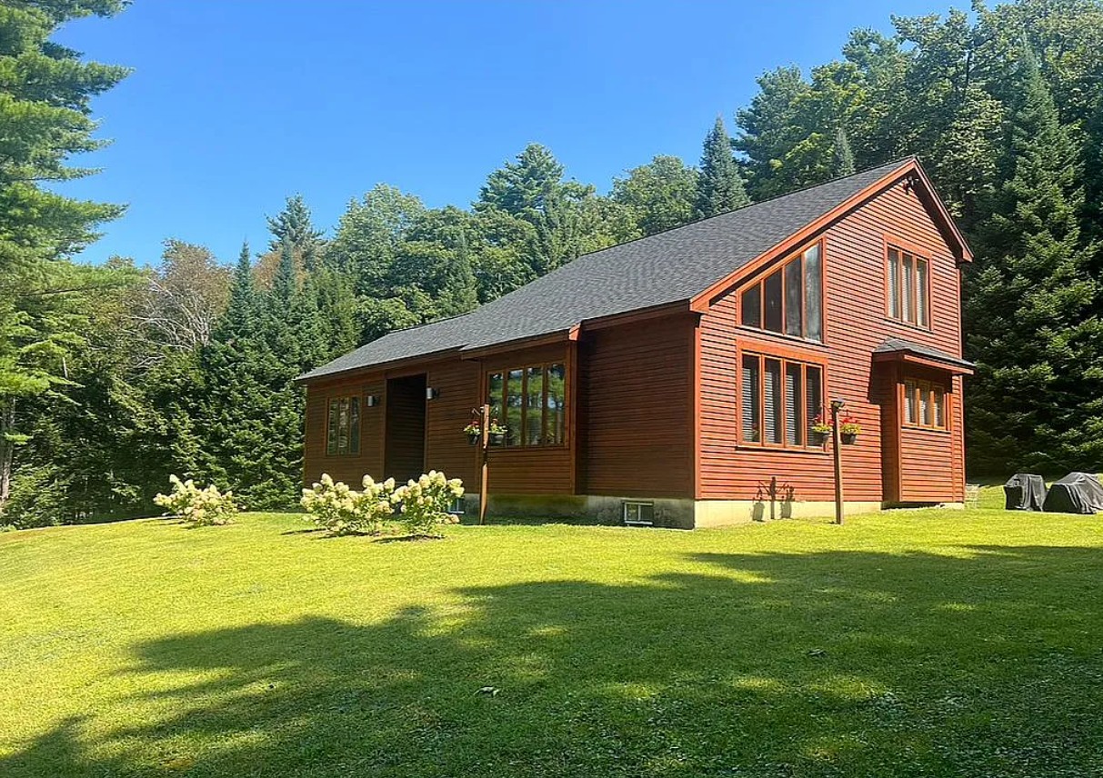3 Bedroom House For Sale By Owner in Saint George, VT 
