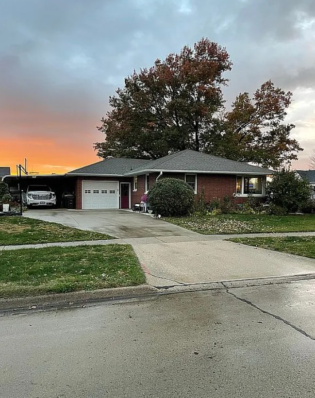 2 Bedroom House For Sale By Owner in Indianola, IA 