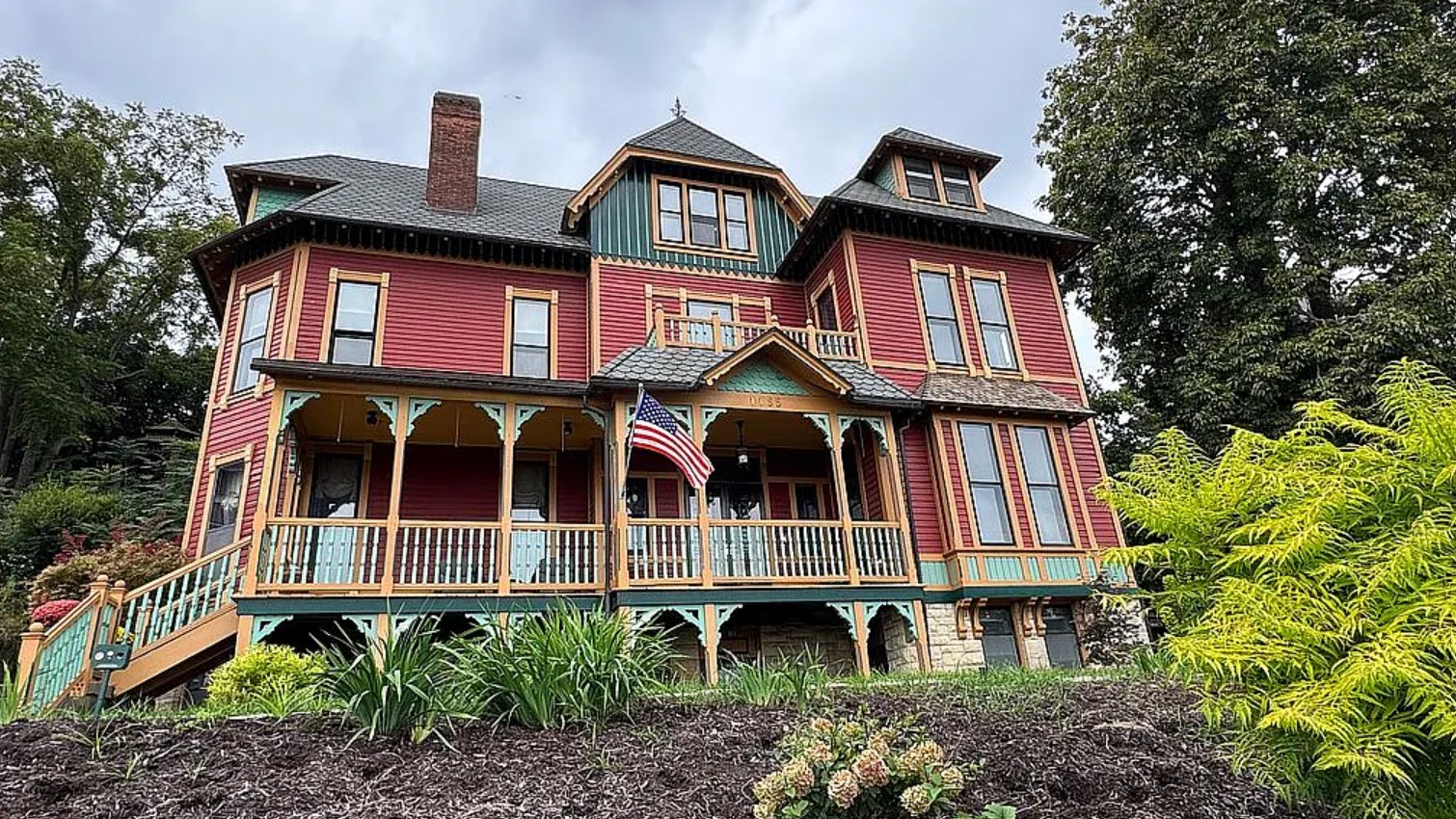 7 Bedroom House For Sale By Owner in Dubuque, IA 