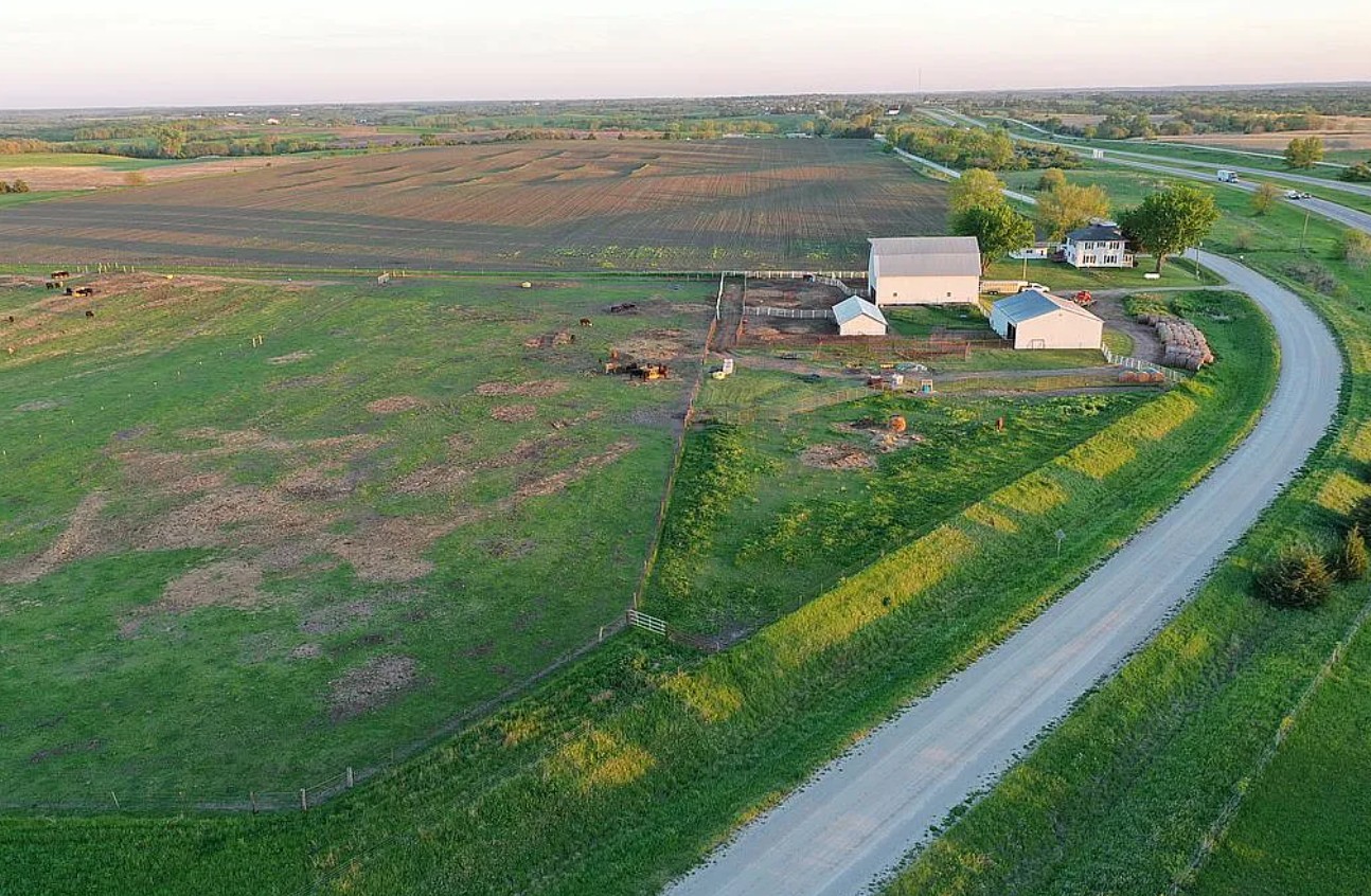 Farm and Land For Sale By Owner in Leon, IA 