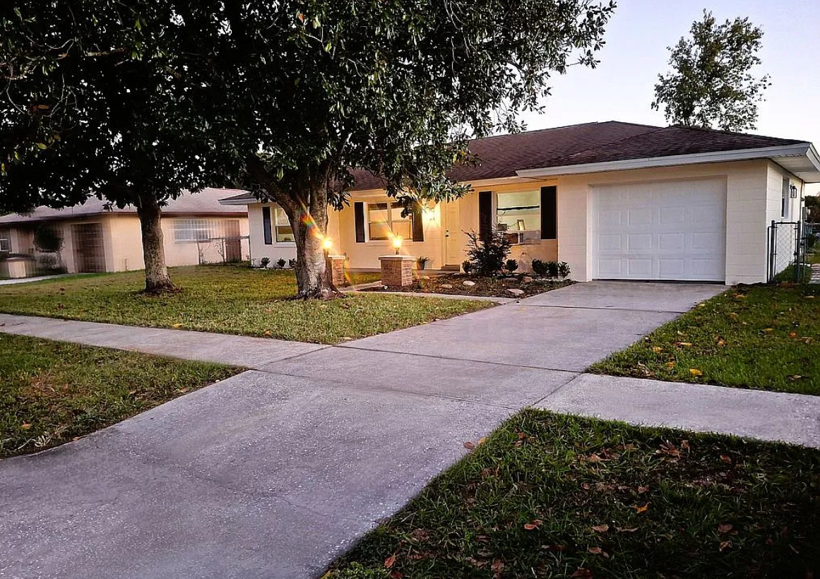 3 Bedroom House For Sale By Owner in Ocala, FL