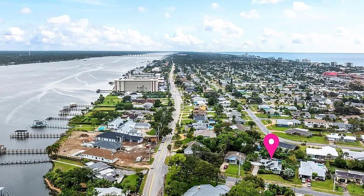 2 Bedroom House For Sale By Owner in Daytona Beach, FL 