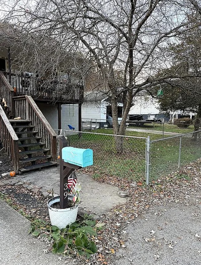 2 Bedroom House For Sale By Owner in Lovely, KY 