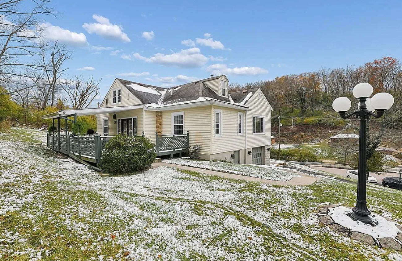 4 Bedroom House For Sale By Owner in Newport, KY 