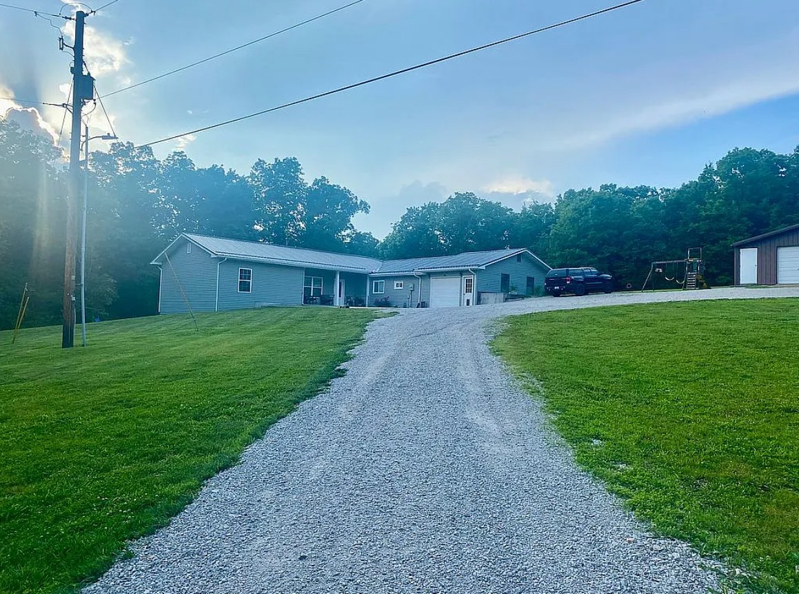 4 Bedroom House For Sale By Owner in Cadet, MO 