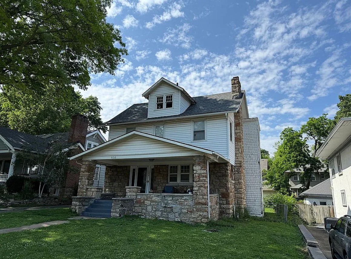 Classic 1910 Kansas City Shirtwaist House FSBO 