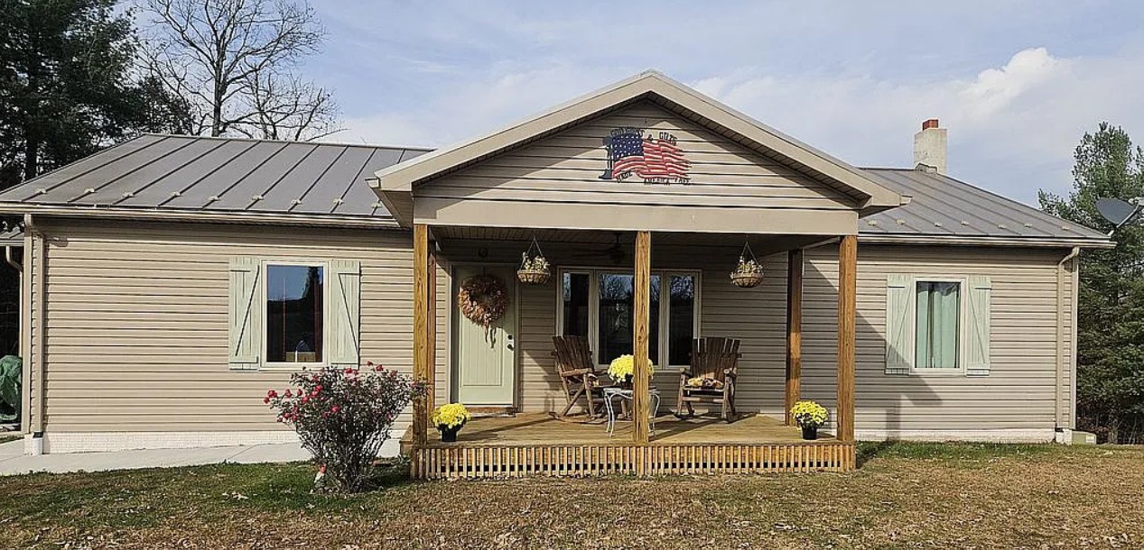 2 Bedroom House For Sale By Owner in Augusta, WV 