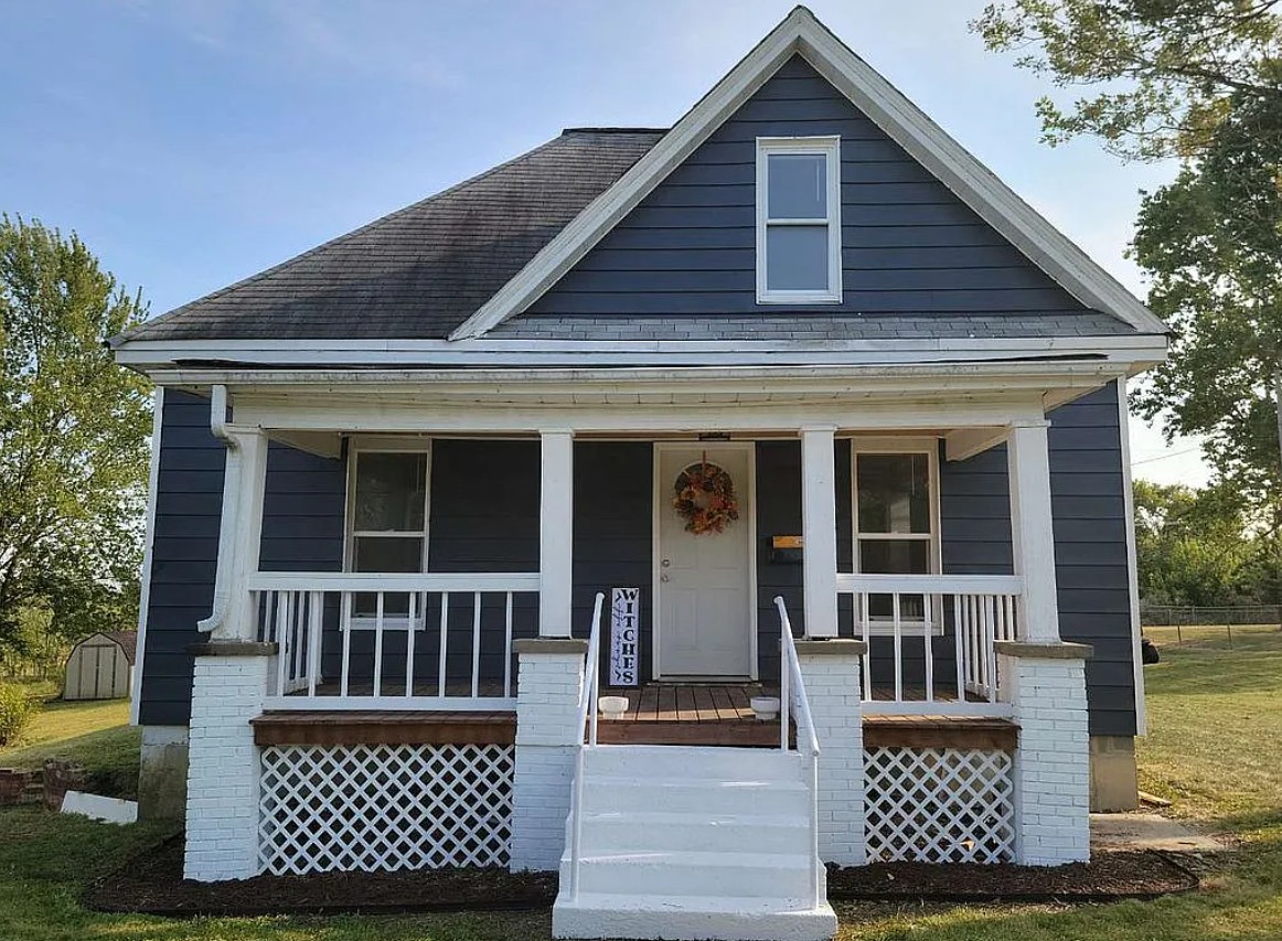 3 Bedroom House For Sale By Owner in Macon, MO 