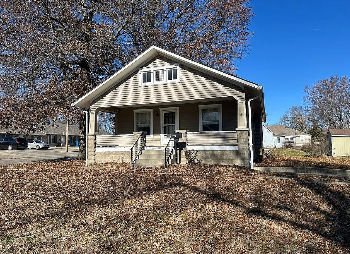 3 Bedroom House For Sale By Owner in Odessa, MO 
