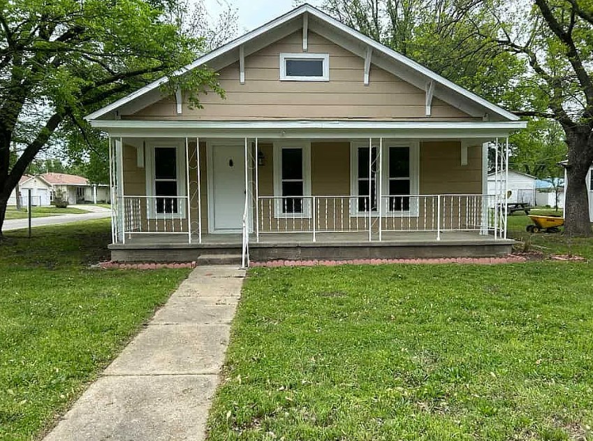 2 Bedroom House For Sale By Owner in Caney, KS 