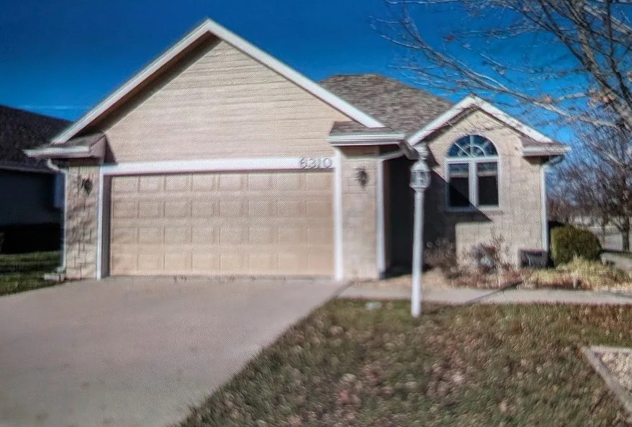 3 Bedroom House For Sale By Owner in Topeka, KS 