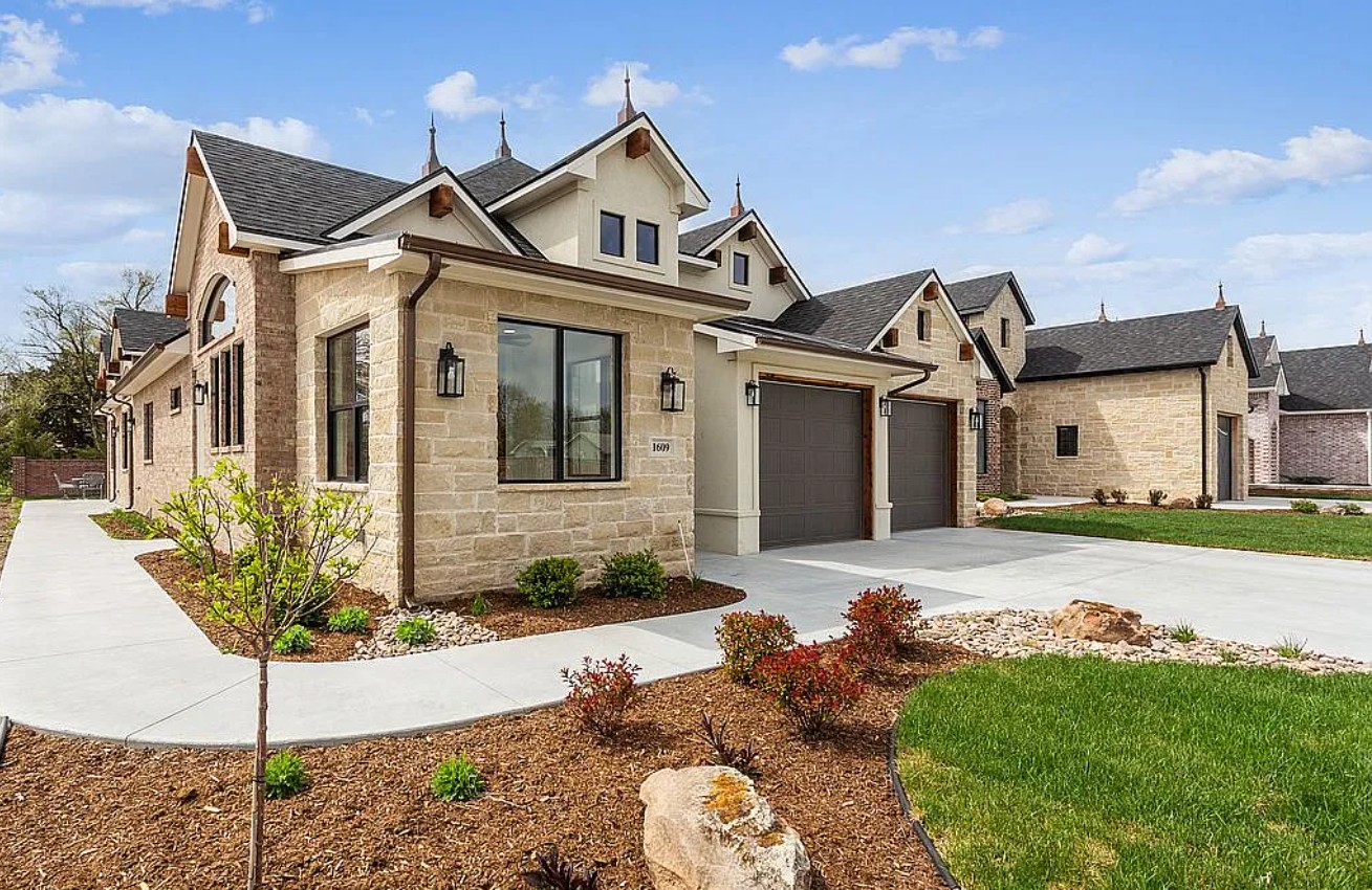 3 Bedroom House For Sale By Owner in Andover, KS 