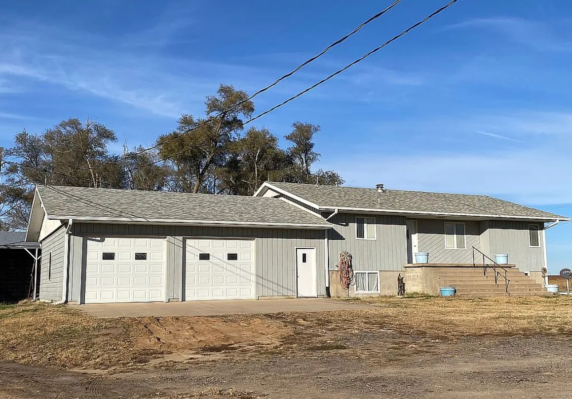 6 Bedroom House For Sale By Owner in Kingman, KS 