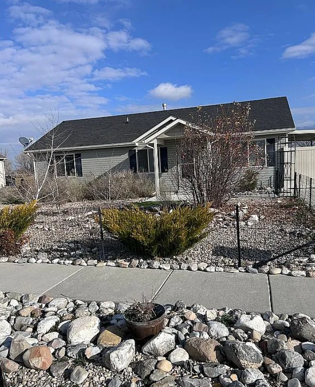 2 Bedroom House For Sale By Owner in Tremonton, UT 