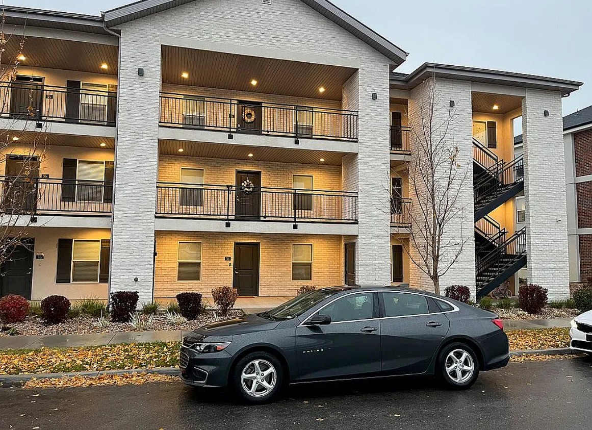 2 Bedroom Apartment For Sale By Owner in Springville, UT 