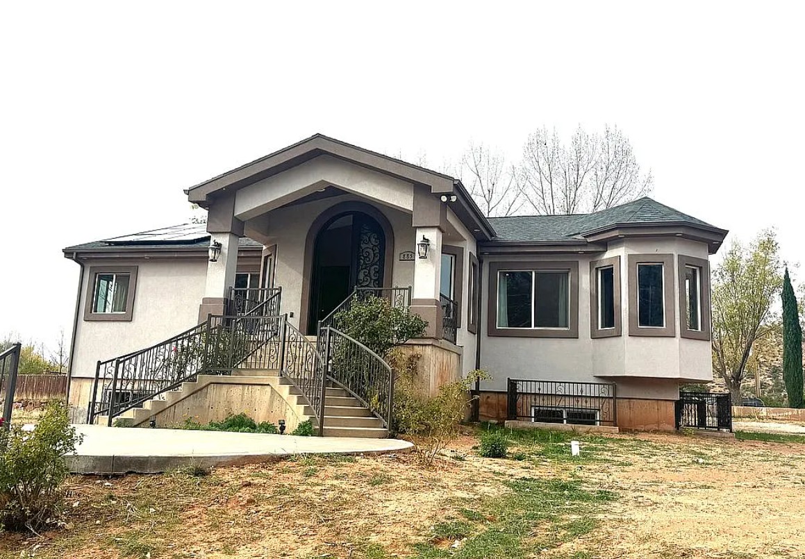 6 Bedroom House For Sale By Owner in Hurricane, UT 