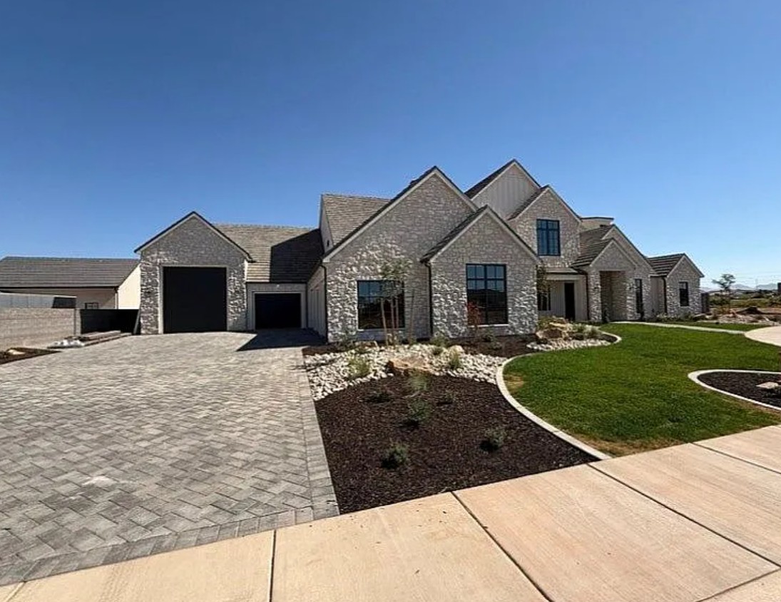 6 Bedroom House For Sale By Owner in Washington, UT 