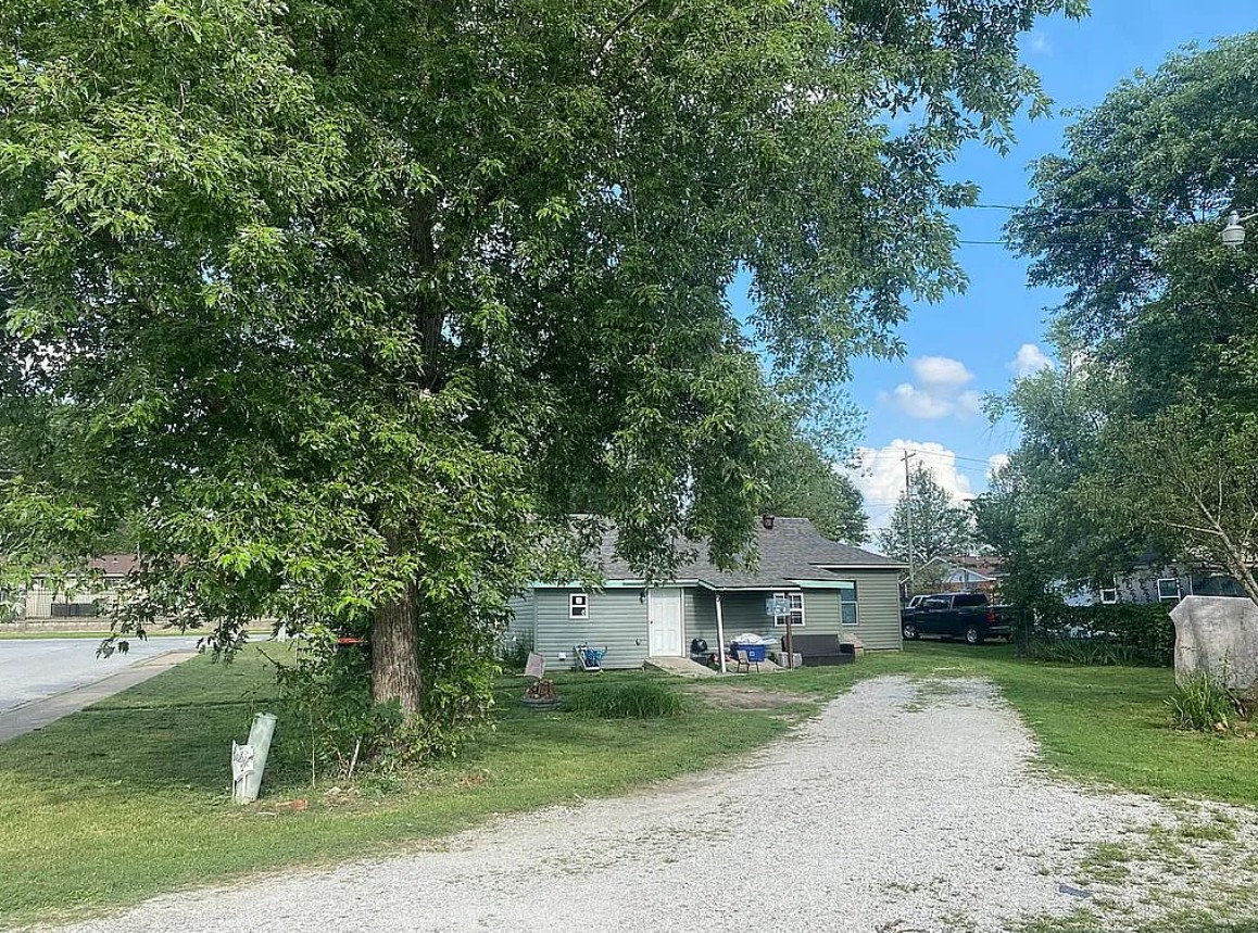 4 Bedroom House For Sale By Owner in Springdale, AR 