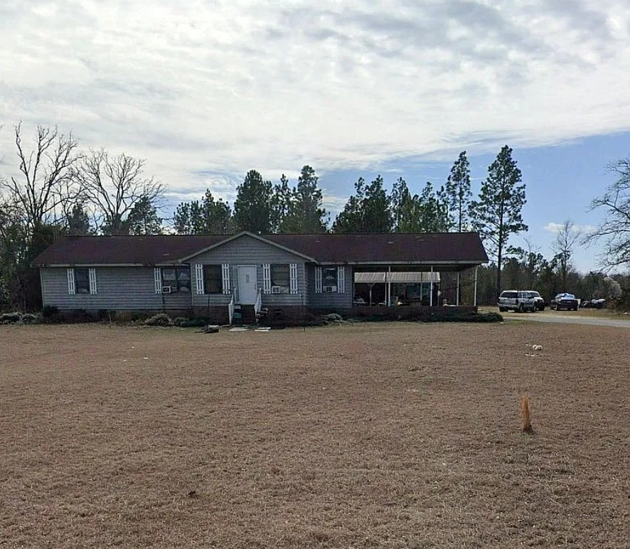 Home and Land For Sale By Owner in Pelion, SC 