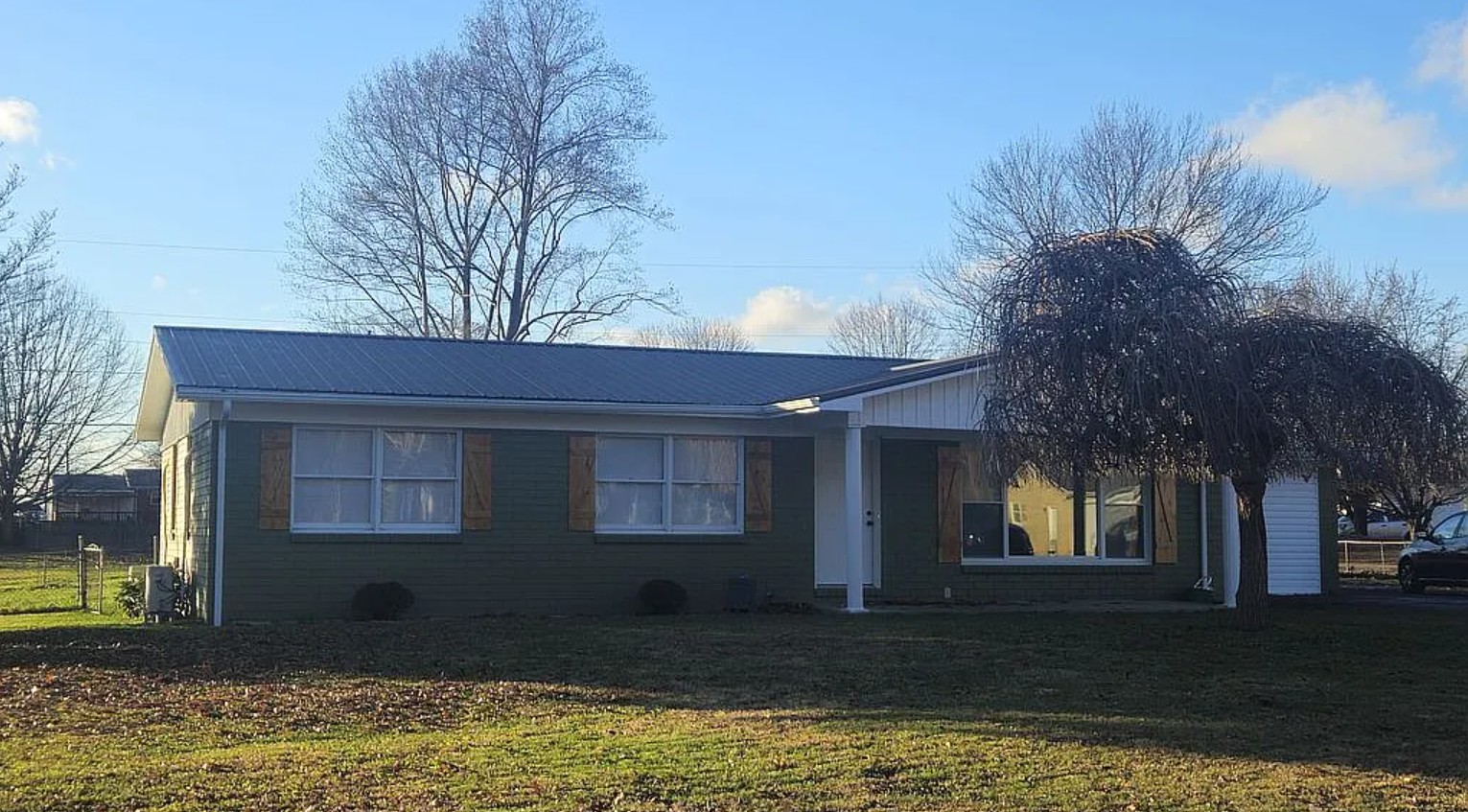 3 Bedroom House For Sale By Owner in Russell Springs, KY 