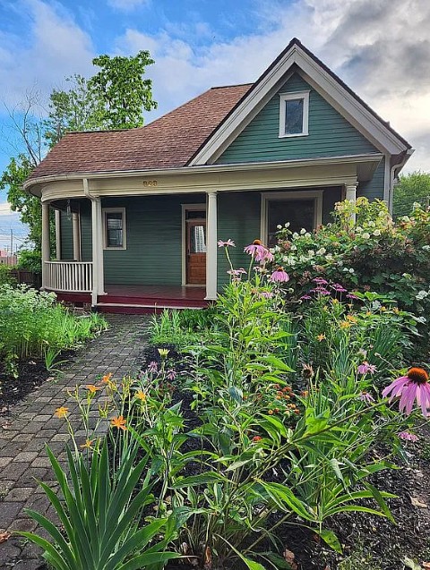 2 Bedroom House For Sale By Owner in Knoxville, TN 