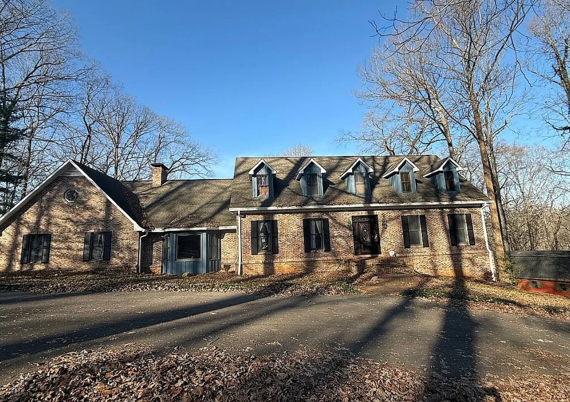 3 Bedroom House For Sale By Owner in Oak Ridge, TN 