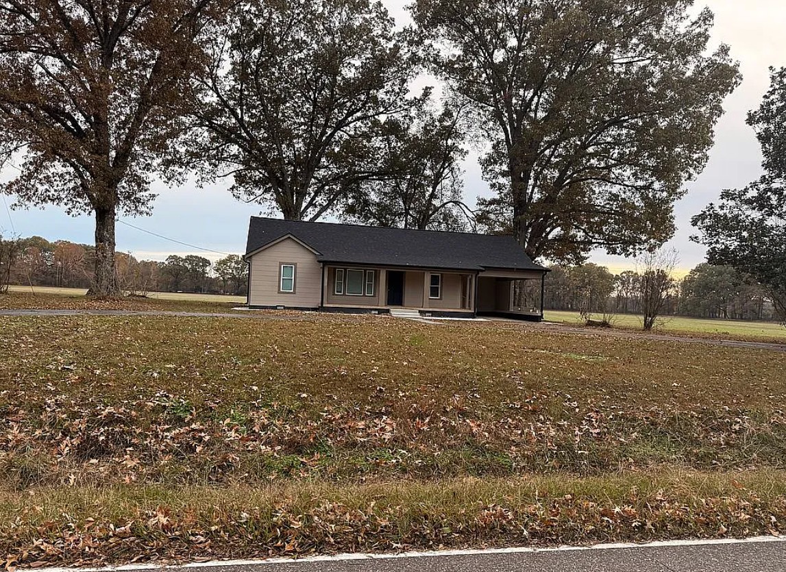 2 Bedroom House For Sale By Owner in Trenton, TN 