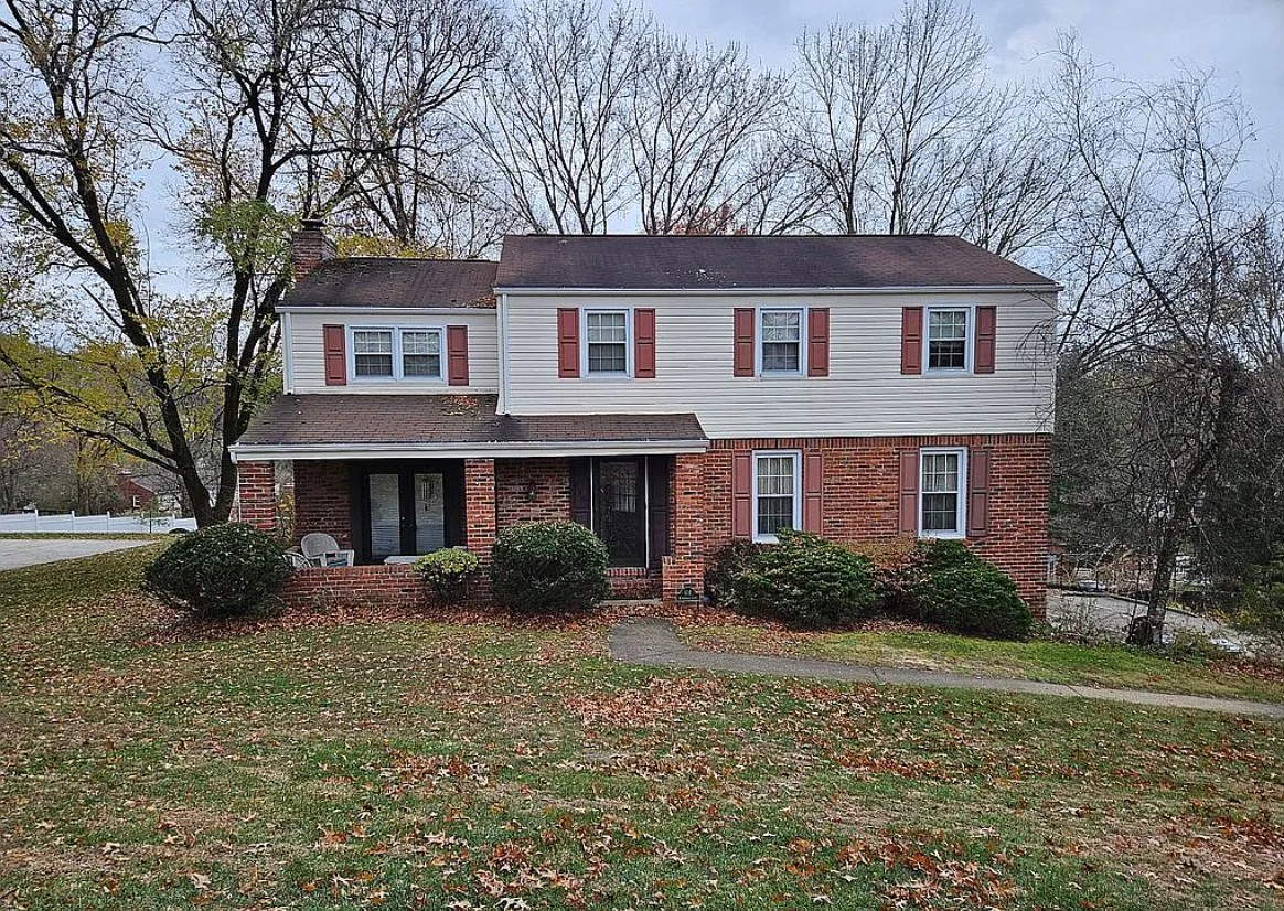 4 Bedroom House For Sale By Owner in McMurray, PA 