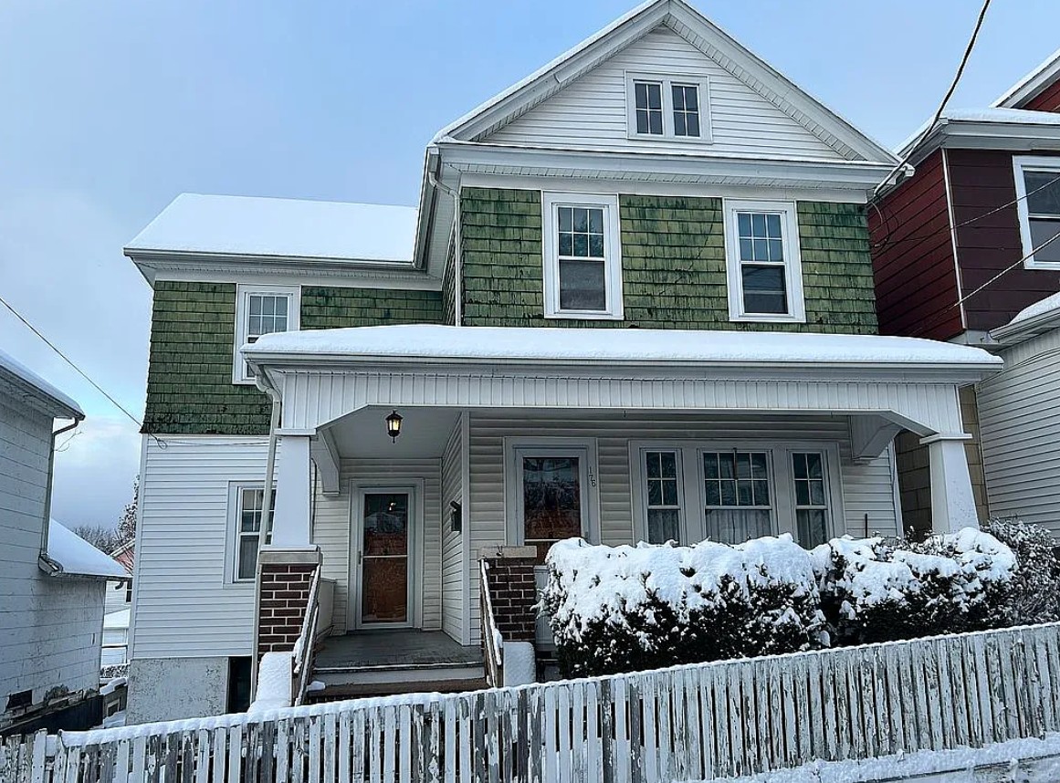 3 Bedroom House For Sale By Owner in Nanticoke, PA 