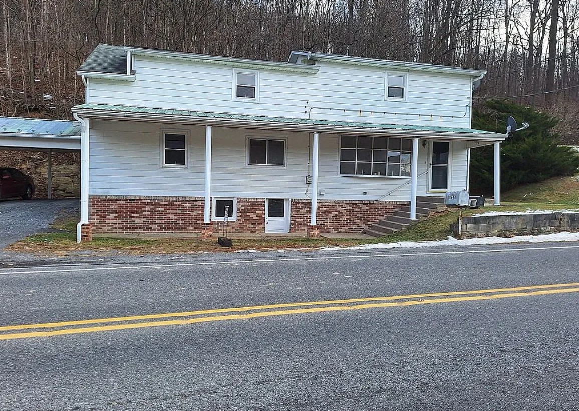 3 Bedroom House For Sale By Owner in Mount Union, PA 