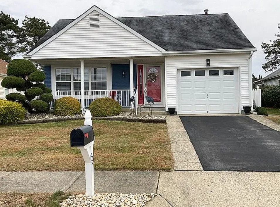 2 Bedroom House For Sale By Owner in Toms River, NJ 