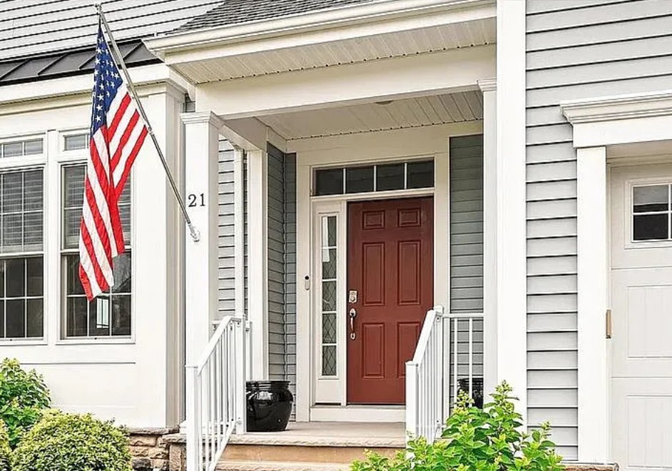 4 Bedroom House For Sale By Owner in Robbinsville, NJ 