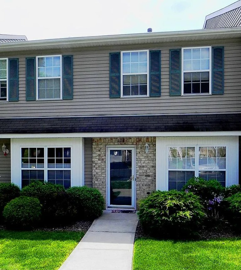 3 Bedroom House For Sale By Owner in Green Brook, NJ 