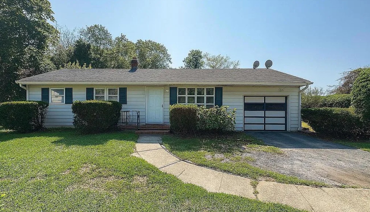 3 Bedroom House For Sale By Owner in Howell, NJ 