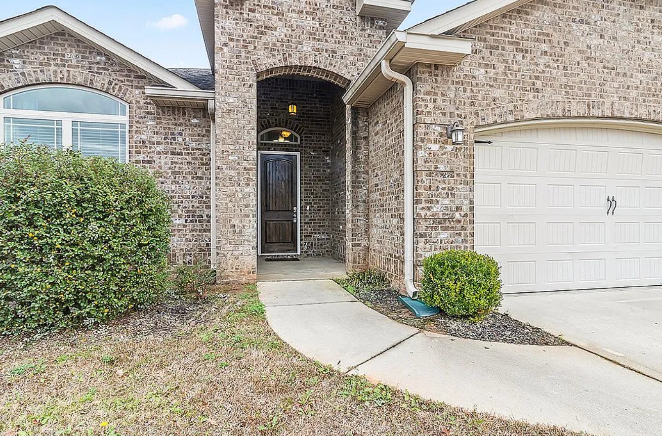 3 Bedroom House For Sale By Owner in Bonaire, GA 