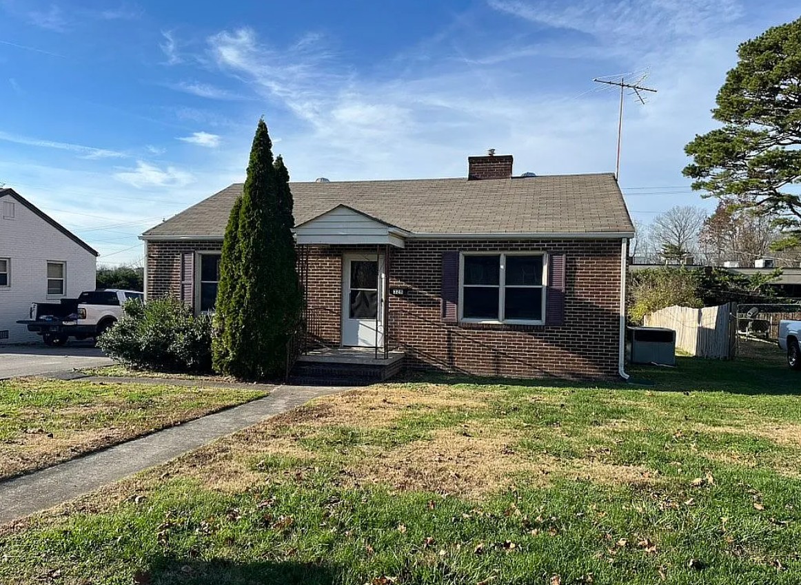 2 Bedroom House For Sale By Owner in Alcoa, TN 