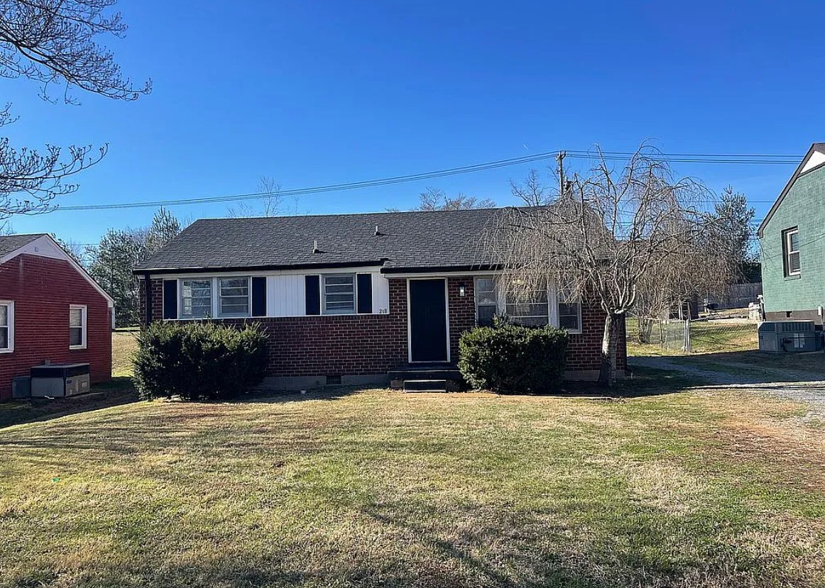 3 Bedroom House For Sale By Owner in Clarksville, TN 