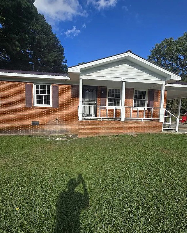 3 Bedroom House For Sale By Owner in Bolivar, TN 