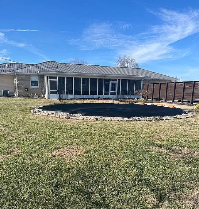 3 Bedroom House For Sale By Owner in Henderson, KY 