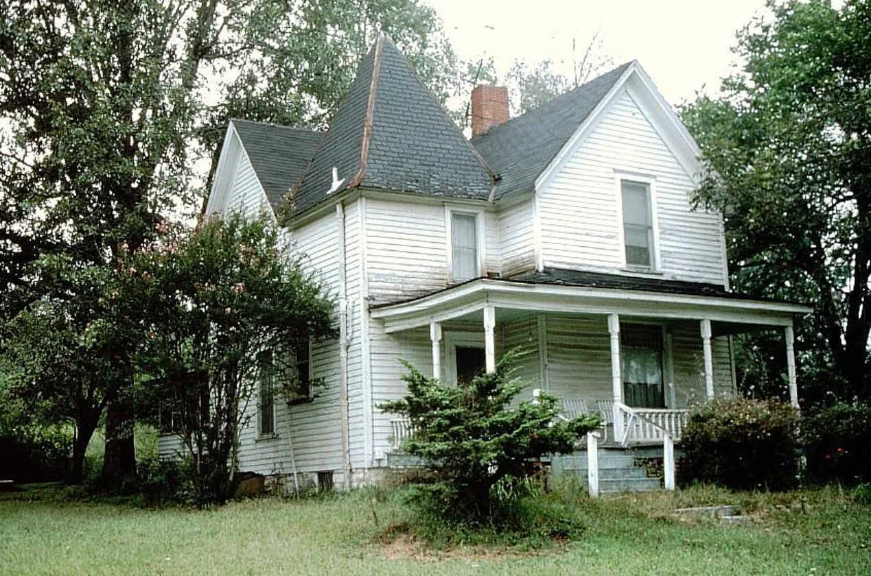 Queen Anne–style Home For Sale By Owner in Ball Ground, GA 