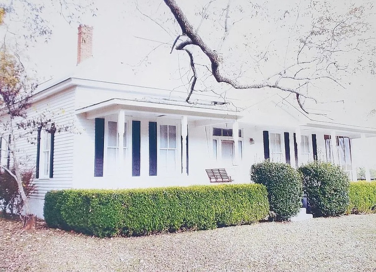 4 Bedroom House For Sale By Owner in Americus, GA 