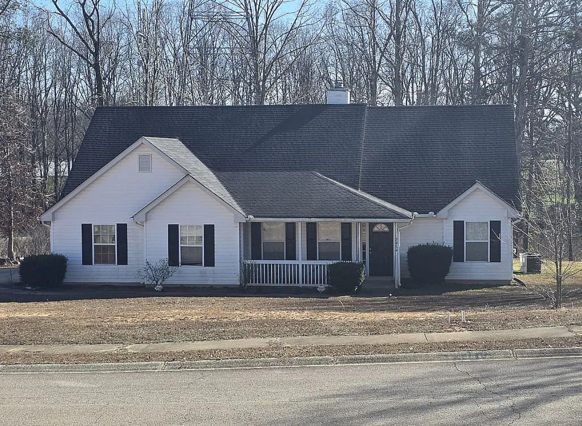 3 Bedroom House For Sale By Owner in Gainesville, GA 