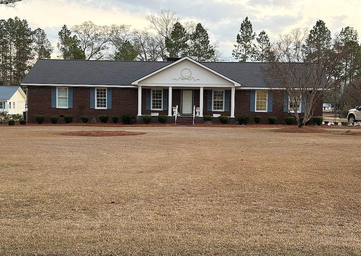 3 Bedroom House For Sale By Owner in Rhine, GA 