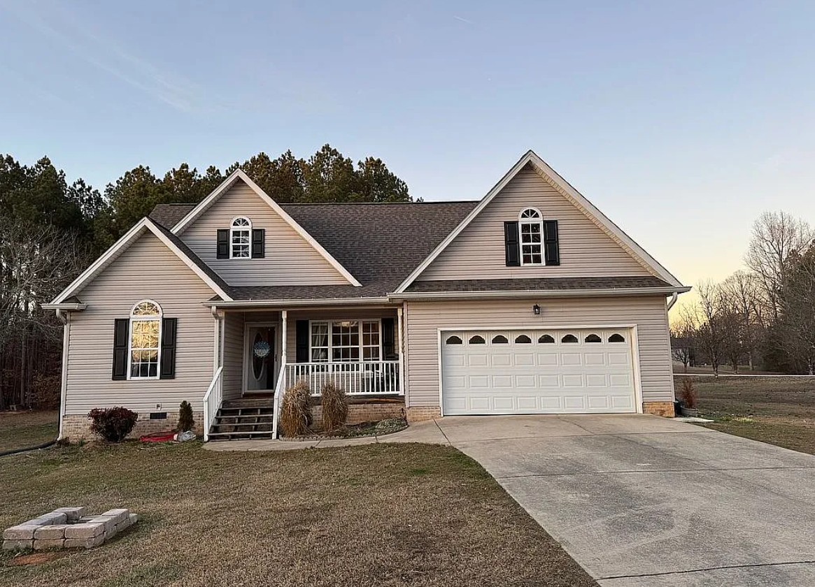 4 Bedroom House For Sale By Owner in Rock Spring, GA 