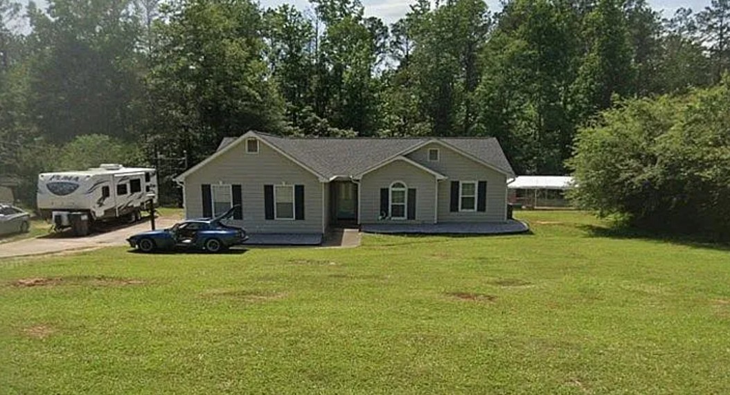 3 Bedroom House For Sale By Owner in Sharpsburg, GA 