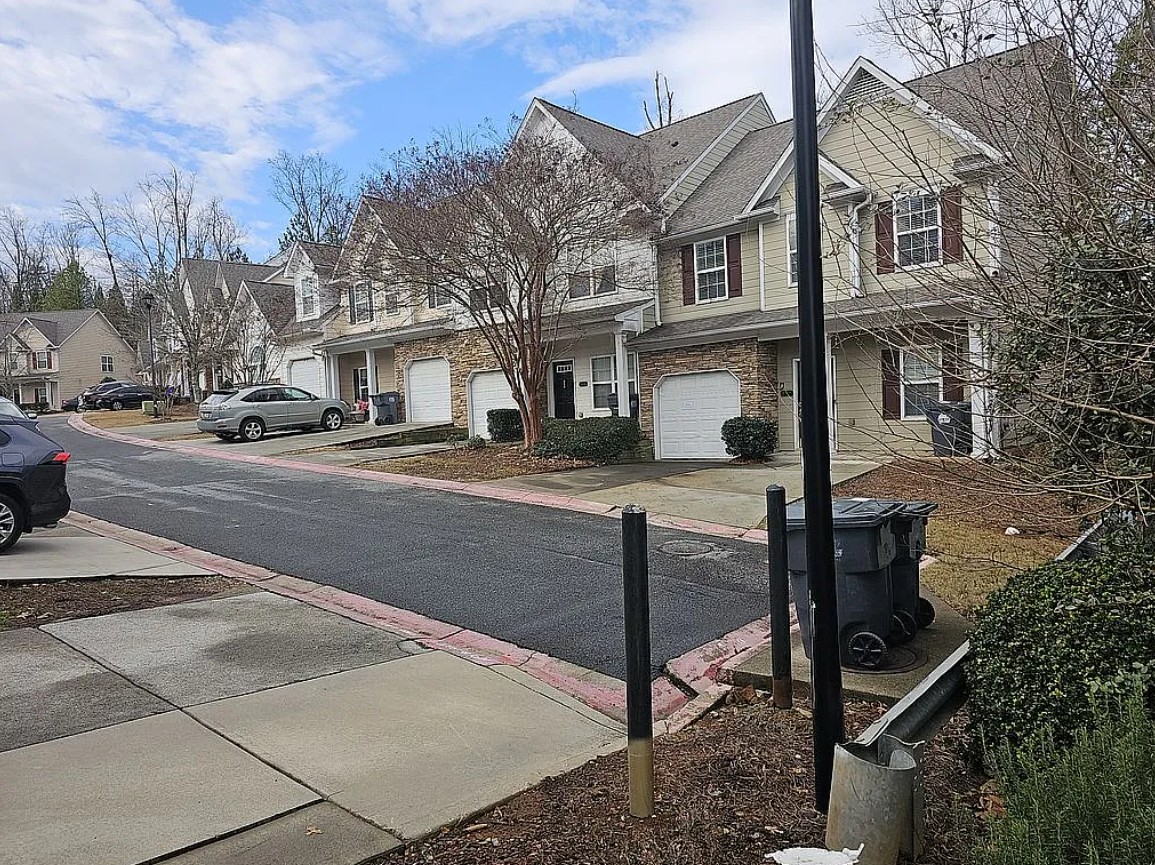 3 Bedroom Condo For Sale By Owner in Kennesaw, GA 